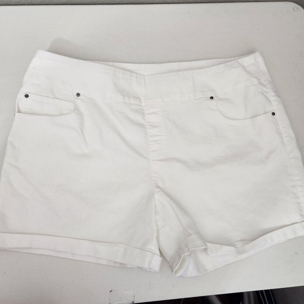 Time And Tru Womens White Cotton Shorts Size 20 XXL With Pockets